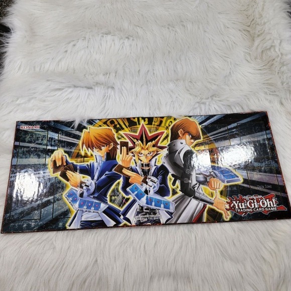 Shonen Jump Yu-gi-oh! trading card game playing board 2014 - Picture 3 of 10